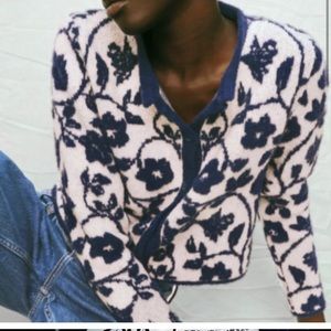 Zara Jacquard Knit Floral Cardigan Sweater Blue White